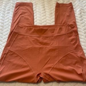 Gymshark KKfit long scrunch style leggings